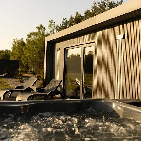 Uroczy Maly Domek Z Jacuzzi Dlugosiodlo Exterior photo
