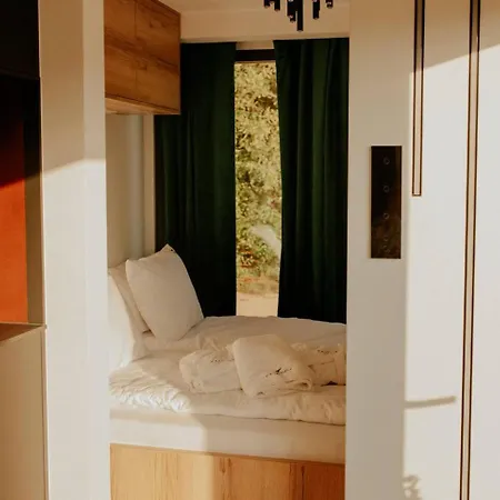 Uroczy Maly Domek Z Jacuzzi Dlugosiodlo Exterior photo